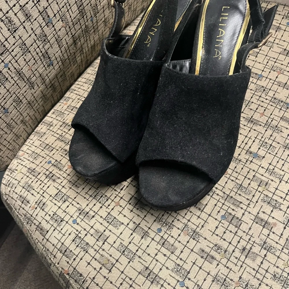 Platform Heels - Picture 2 of 6